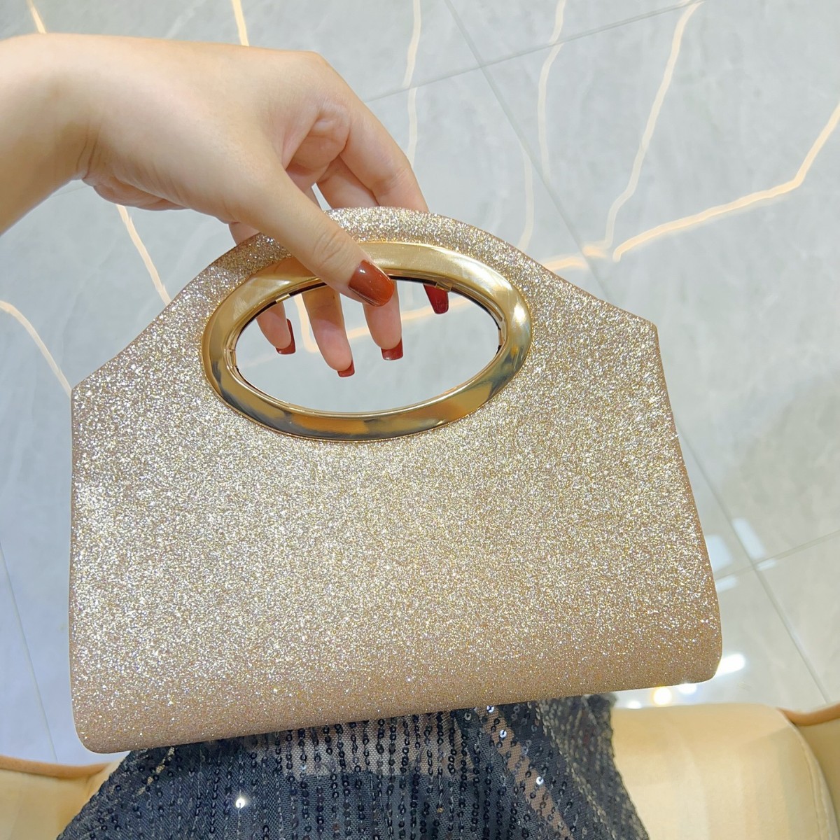 Interior Design News - Pochette transfrontalière pour femmes, Design de