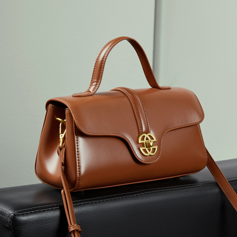 Sac à main de luxe en cuir de  - Interior Design News avis et prix
