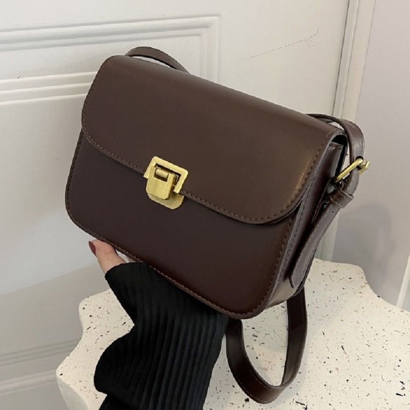 Sac à bandoulière de luxe en c - Interior Design News avis et prix